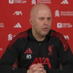 Arne Slot brutálne prepustil Calvina Ramsayho napriek kríze zranení Liverpoolu | Futbal | Šport