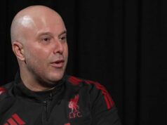 Arne Slot vymenoval hráča Liverpoolu, ktorý sa pokúsil podpísať pred uzavretím januárového prestupového obdobia Lutsharel Geertruida zo Sunderlandu