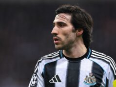 Arsenal odovzdal Sandrovi Tonalimu radu na prestup ako hviezdy Man Utd Stredopoliar Newcastlu United Sandro Tonali je spájaný s prestupom do Arsenalu