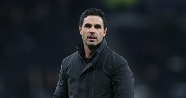 Tréner Arsenalu Mikel Arteta