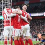 Hráči Arsenalu oslavujú