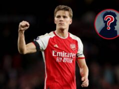 Arsenal v Martine Odegaardovi hovorí, keď Declan Rice tipuje, že sa stane kapitánom nad Sakou Declan Rice z Arsenalu sa pozerá pred zápasom Premier League medzi Brentfordom a Arsenalom na Gtech Community Stadium 12. februára 2026 v...