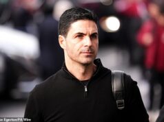 Arsenal začal skúmať svoje rozcvičky po zranení po tom, čo hviezdy vypadli zo zápasov ŠTYRIKRÁT pred výkopom Arsenal sa „pozrie“ na svoje predzápasové rozcvičky po množstve zranení hráčov