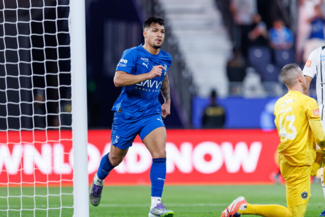 Atlético prestupuje pre brazílskeho útočníka pre neistotu Benzemu Atlético prestupuje pre brazílskeho útočníka pre neistotu Benzemu