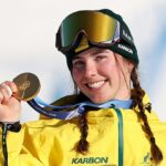 Josie Baffová zdvojnásobila zisk austrálskej zlatej medaily na zimných olympijských hrách po tom, čo sa prebojovala k úžasnému víťazstvu v ženskom snoubordkrose v Miláne-Cortine.