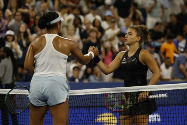 Austrálska tenisová hviezda odhaľuje rasistické prívlastky, ktoré ju viedli k Download app from appStore