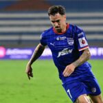 BFC vs NEUFC Live Score, ISL 2025-26: Brian Sanchez dáva Bengaluru náskok pred NorthEast United