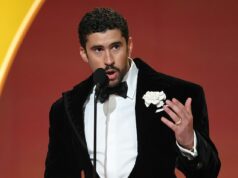 Bad Bunny znovu rozprúdi spor ICE na Grammy pred svojou show Super Bowl… kde budú mať službu Trumpovi agenti Bad Bunny kritizoval ICE počas svojho víťazného prejavu na Grammy v nedeľu večer