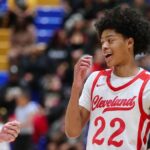 Basketbal play-off City Section: Sho Evans pomáha Clevelandu vyhrať v OT