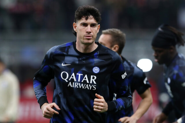 Bastoni prinútil umlčať fanúšikov na sociálnych sieťach po urážkach po Derby d'Italia
