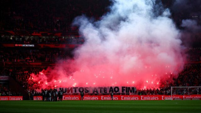Benfica suspendovala piatich fanúšikov za údajné rasistické poznámky počas súboja Benfica suspendovala piatich fanúšikov za údajné rasistické poznámky počas súboja s Realom Madrid
