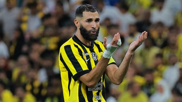 Benzema sa pripája k Al-Hilalovi, aby predstavoval hrozbu pre Ronaldove nádeje na titul
