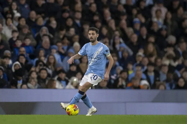 Bernardo Silva by sa mohol spojiť s bývalými spoluhráčmi z Download app from appStore