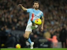 Bernardo Silva z Manchestru City kráčal po lane po záplave žltých kariet – a mohol by minúť potenciálneho rozhodcu o titule proti Arsenalu Bernardo Silva z Manchestru City delí len dve karty od dvojzápasového dištancu