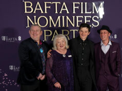 Bojovník za Tourettov syndróm kričí nadávky na ceremoniáli BAFTA | Newsfeed Bojovník za Tourettov syndróm kričí nadávky na ceremoniáli BAFTA | Newsfeed