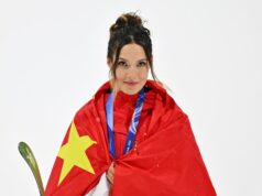 Boomer Esiason hovorí, že Eileen Gu je „neznesiteľná“, má na olympiáde jednoduché otázky Boomer Esiason hovorí, že Eileen Gu je „neznesiteľná“, má na olympiáde jednoduché otázky