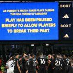 Boos počul počas ramadánu na Elland Road