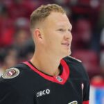 Brady Tkachuk obhajuje reakciu tímu USA na Trumpov vtip o ženskom hokeji