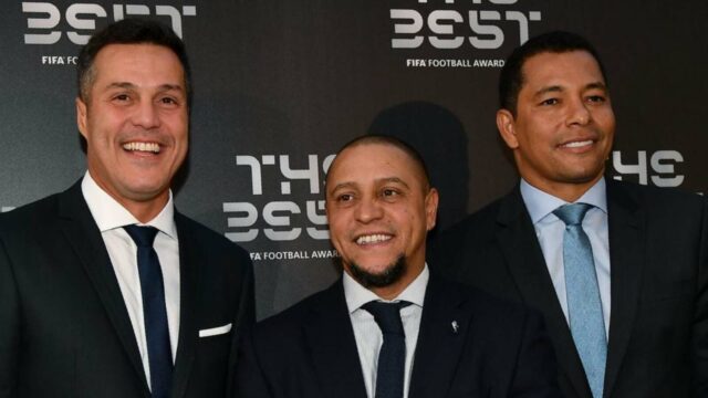 Brazílskeho víťaza Svetového pohára v AXA Training Center pred Liverpoolom v Man City
