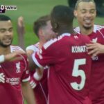 Brilantný dotyk Huga Ekitikeho rozohral úžasný volej Alexisa Mac Allistera