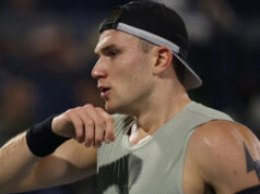 Britský Draper porazil Rinderknech v Dubaji Britský Draper porazil Rinderknech v Dubaji