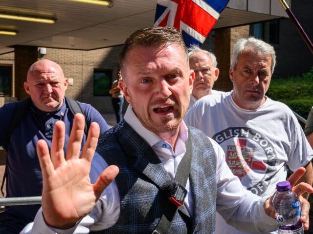 Britský krajne pravicový aktivista Tommy Robinson hovorí o návšteve ministerstva Britský krajne pravicový aktivista Tommy Robinson hovorí o návšteve ministerstva zahraničných vecí USA | Krajne pravicové správy