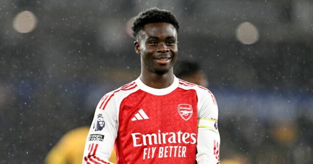 Bukayo Saka oslavuje gól