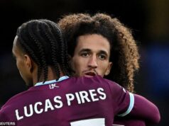 Burnley a Chelsea sú nútené odsúdiť rasistické zneužívanie Hannibala Mejbriho a Wesleyho Fofana po tom, čo bývalá hviezda Man United vyzvala trollov, aby sa „vzdelávali“ Hannibal Mejbri prezradil, že bol vystavený ohavnému rasistickému zneužívaniu po tom, čo Burnley v sobotu remizovalo s Chelsea.