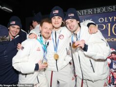 Bývalá hviezda ESPN kritizovala „sebavedomé a mizogýnne“ americké hokejové hviezdy za to, že prijali pozvanie Trumpa o stave únie Mužský hokejový tím USA bol odsúdený na to, že prijal pozvanie Donalda Trumpa