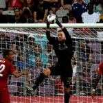 Bruce Grobbelaar alebo Matabeleland.