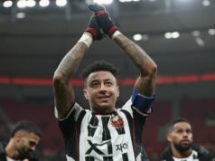 Bývalá hviezda Man Utd Jesse Lingard si po rozhovoroch v Premier League vyberie ďalší klub Jesse Lingard č. 10 z FC Soul so spoluhráčmi pozdravuje fanúšikov po zápase skupinovej fázy AFC Ligy majstrov Elite 2025-26 medzi Shanghai Port a FC Soul