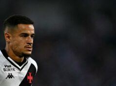 Bývalý brazílsky stredopoliar Coutinho odchádza z Vasca po tom, čo ho fanúšikovia vypískali Bývalý brazílsky stredopoliar Coutinho odchádza z Vasca po tom, čo ho fanúšikovia vypískali