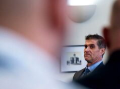 Bývalý nadhadzovač MLB Dan Serafini bol odsúdený na doživotie za vraždu Bývalý nadhadzovač MLB Dan Serafini bol odsúdený na doživotie za vraždu