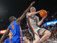 Č. 14 Florida zostáva horúca, dokončila sezónny výber konkurenčného Gruzínska Basketbal NCAA: Florida v Georgii