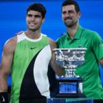 Carlos Alcaraz a Novak Djokovič podávajú konečné čísla sledovanosti Australian Open