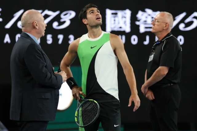 Carlos Alcaraz sa sťažuje na uzavretie strechy v seizmickom finále Download app from appStore