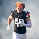 Carson Schwesinger z Browns bol vyhlásený za defenzívneho nováčika roka 2025 NFL