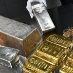 Ceny zlata a striebra stúpali a potom prudko klesli. čo sa deje? | Obchodné a ekonomické správy