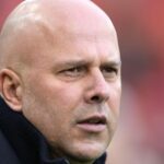 Červení „rokujú“ o Olise, Diomande, dvakrát zinkasujú 200 miliónov libier