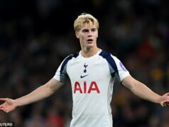 Chelsea a Aston Villa „uviedli v januári prekvapivý krok pre hviezdu Tottenhamu“ Aston Villa a Chelsea údajne videli prístupy Lucasa Bergvalla odmietnuté Tottenhamom