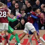 Chelsea a West Ham dostali vysokú pokutu za hromadnú bitku na konci londýnskeho derby