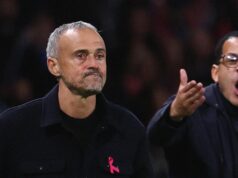 Chelsea utrpela novú ranu, pretože PSG poskytla obrovskú výhodu Ligy majstrov Luis Enrique a Liam Rosenior