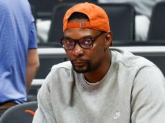 Chris Bosh sa zobudil v kaluži krvi po desivom výpadku prúdu Chris Bosh sa zobudil v kaluži krvi po desivom výpadku prúdu