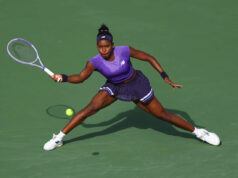 Coco Gauff hovorí, že ľudia by v USA nemali „umierať na uliciach“. Coco Gauff hovorí, že ľudia by v USA nemali „umierať na uliciach“.