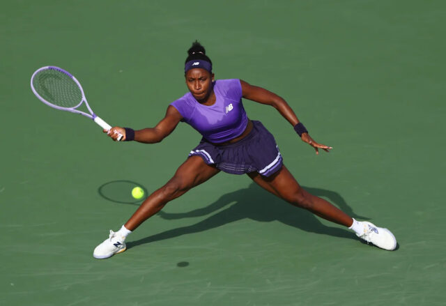 Coco Gauff hovorí, že ľudia by v USA nemali „umierať na uliciach“.
