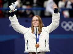 Corinne Stoddard vyhrala olympijskú bronzovú medailu na krátkej trati, ako prvá Američanka získala medailu v roku 2010 Corinne Stoddard vyhrala olympijskú bronzovú medailu na krátkej trati, ako prvá Američanka získala medailu v roku 2010