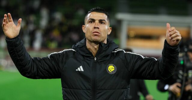 Cristiano Ronaldo kupuje 25% podiel v klube po vyjadrení vlastníctva BURAYDAH, SAUDSKO ARÁBIA – 25. FEBRUÁRA: Cristiano Ronaldo z Al Nassr oslavuje víťazstvo po víťazstve v zápase Saudi Pro League medzi Al Najmah a Al Nassr na King Abdullah Sport City Stadium 25. februára 2026 v Buraydah v Saudskej Arábii. (Foto: Yasser Bakhsh/Getty Images)