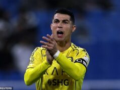 Cristiano Ronaldo „štrajkuje a odmieta hrať“ za svoj saudskoarabský klub v rade kvôli nedostatočným výdavkom tamojšieho investičného fondu… aj keď mu platia 488 000 libier ZA DEŇ! Cristiano Ronaldo „vstúpil do štrajku“ pred ďalším zápasom svojho klubu Al-Nassr v Saudskej Arábii