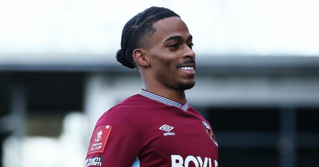 Crysencio Summerville rozsvieti ponurý zápas FA Cupu, aby pokračoval vo Crysencio Summerville z West Ham United oslavuje