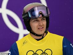 Ďalšie zimné olympijské hry pre tím USA, pretože snowboardová hviezda je DISKVALIFIKOVANÁ… napriek tomu, že vyhrala preteky ako posledná Nathan Pare z tímu USA mal dramatický návrat, ktorý prerušili predstavitelia zimných olympijských hier